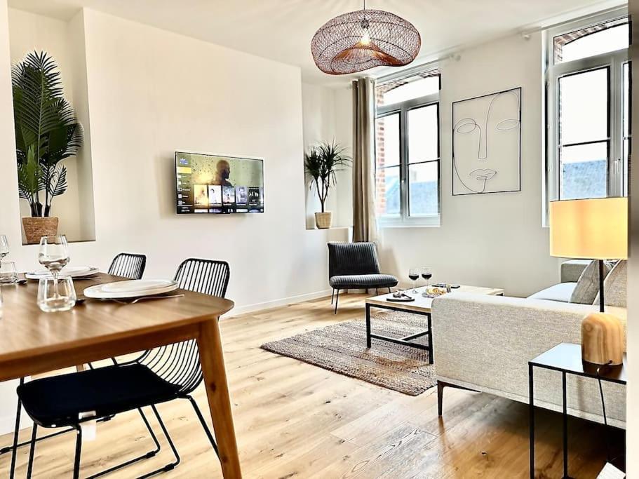 L'Eclat Prestigieux : Quartier Henriville Amiens Luaran gambar